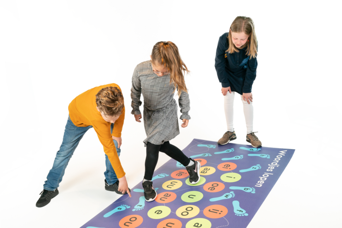 Rolf More - Woordjes lopen alle klanken, 100 x 200 cm, vinyl