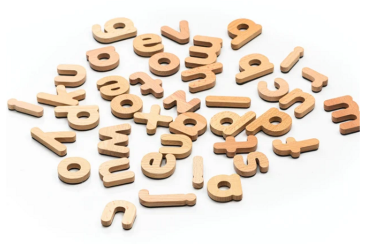 Magnetische houten letters
