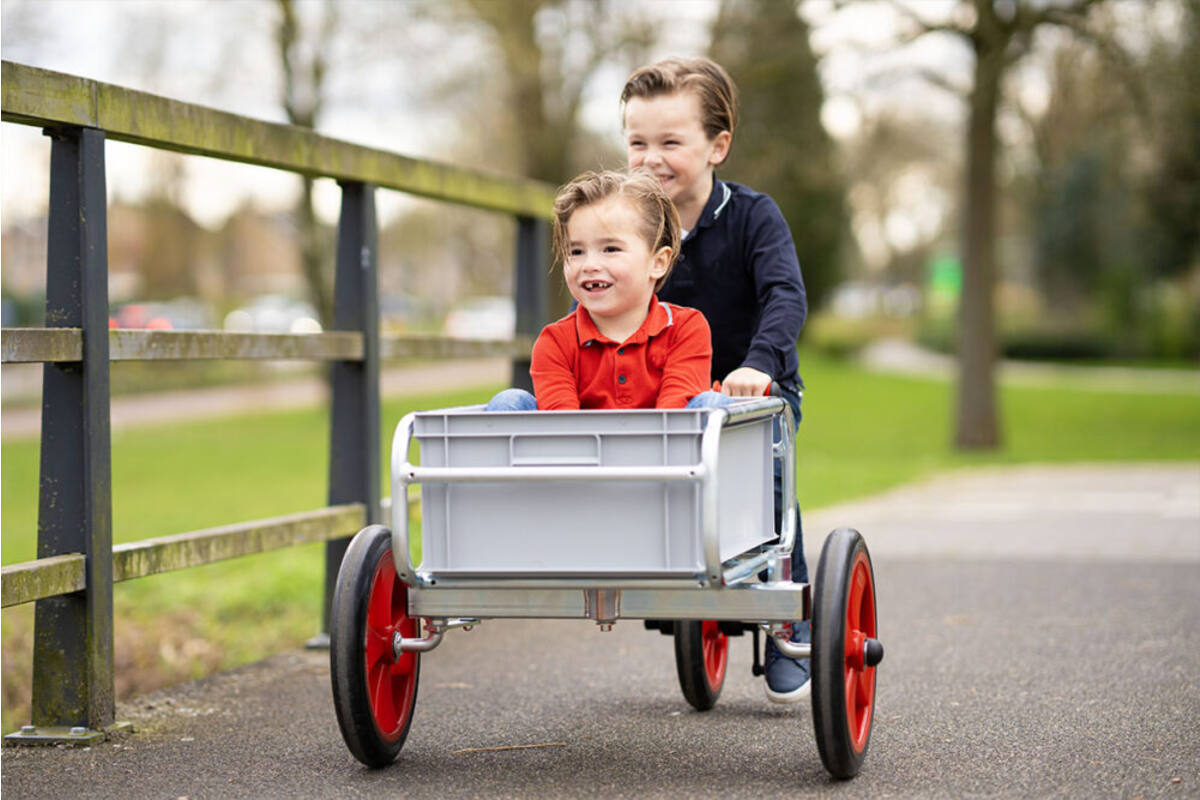 Bakfiets gegalvaniseerd met kunststof bak