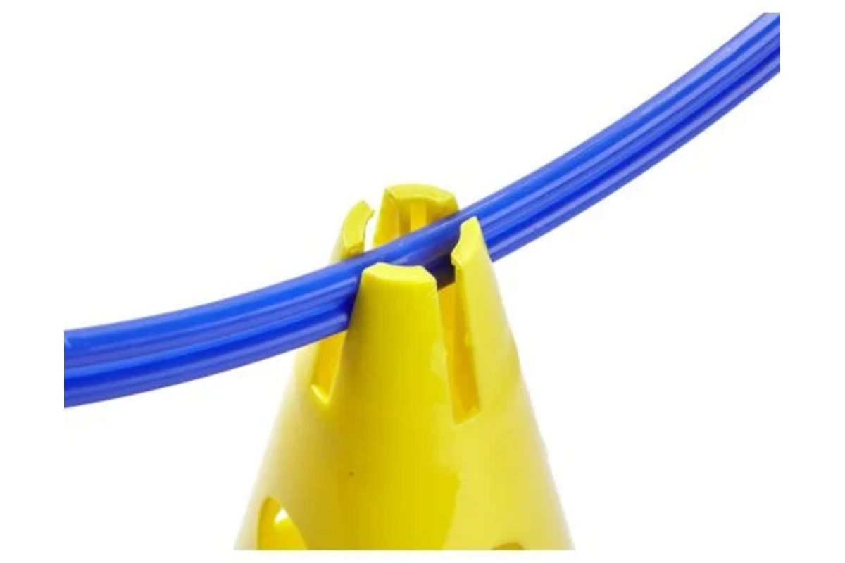 Pion met gaten, 30 cm hoog, geel