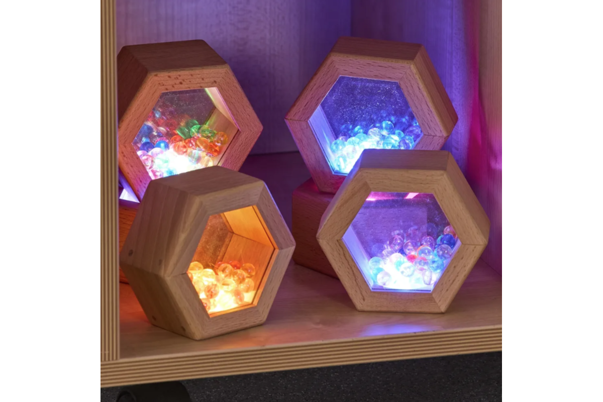 Lichtgevende houten geluidzeshoeken, 6 stuks