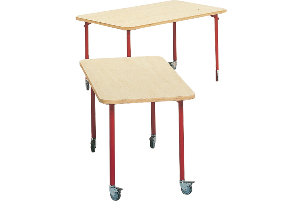 Tafel 132 x 80cm, rood onderstel blad met berkenstructuur