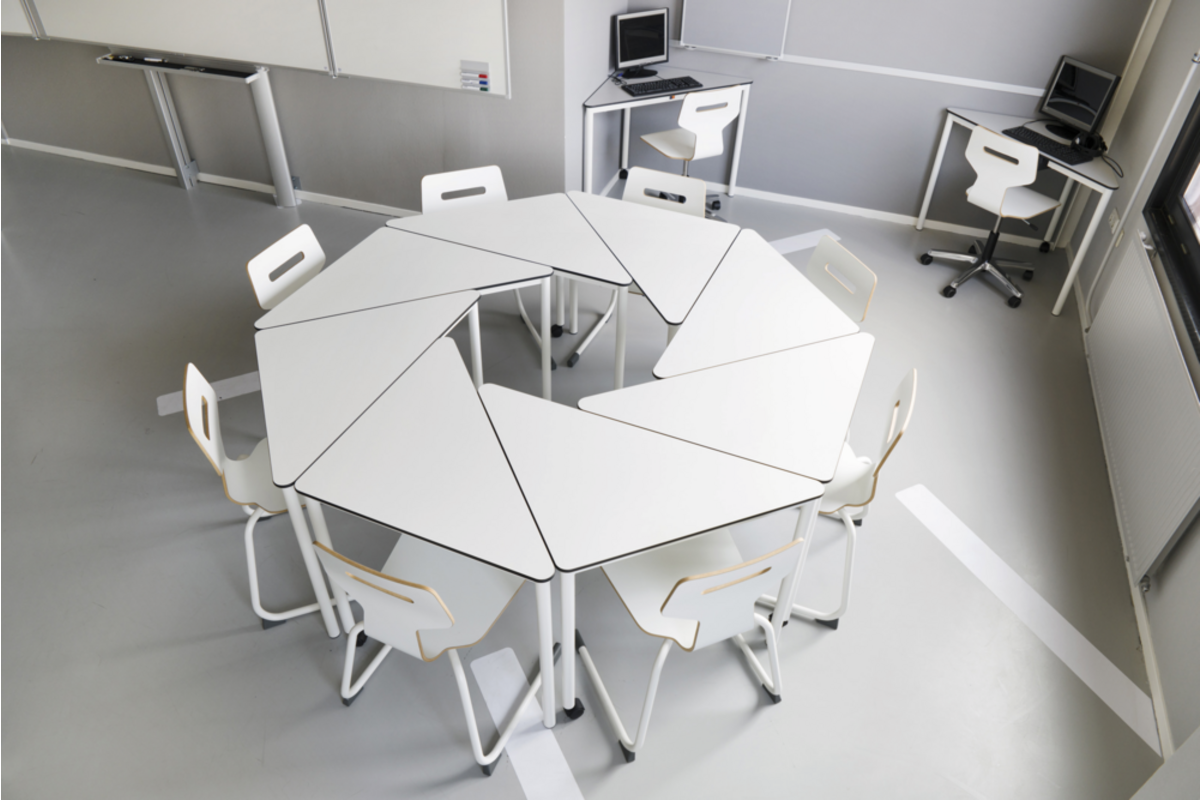 Tafel Flexi 90, 80 x 80 x 110 cm volkern met 1 zwenkwiel, 75 cm hoog