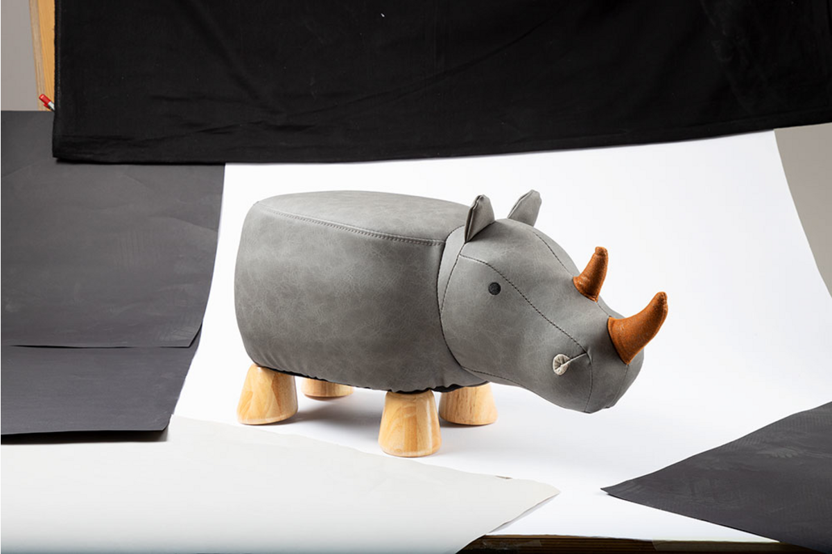 Poef neushoorn