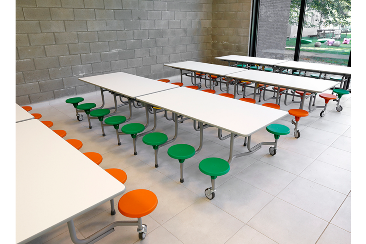 Rechthoekige tafel, 16-zitter 305 x 61 x 150 cm(LxBxH)