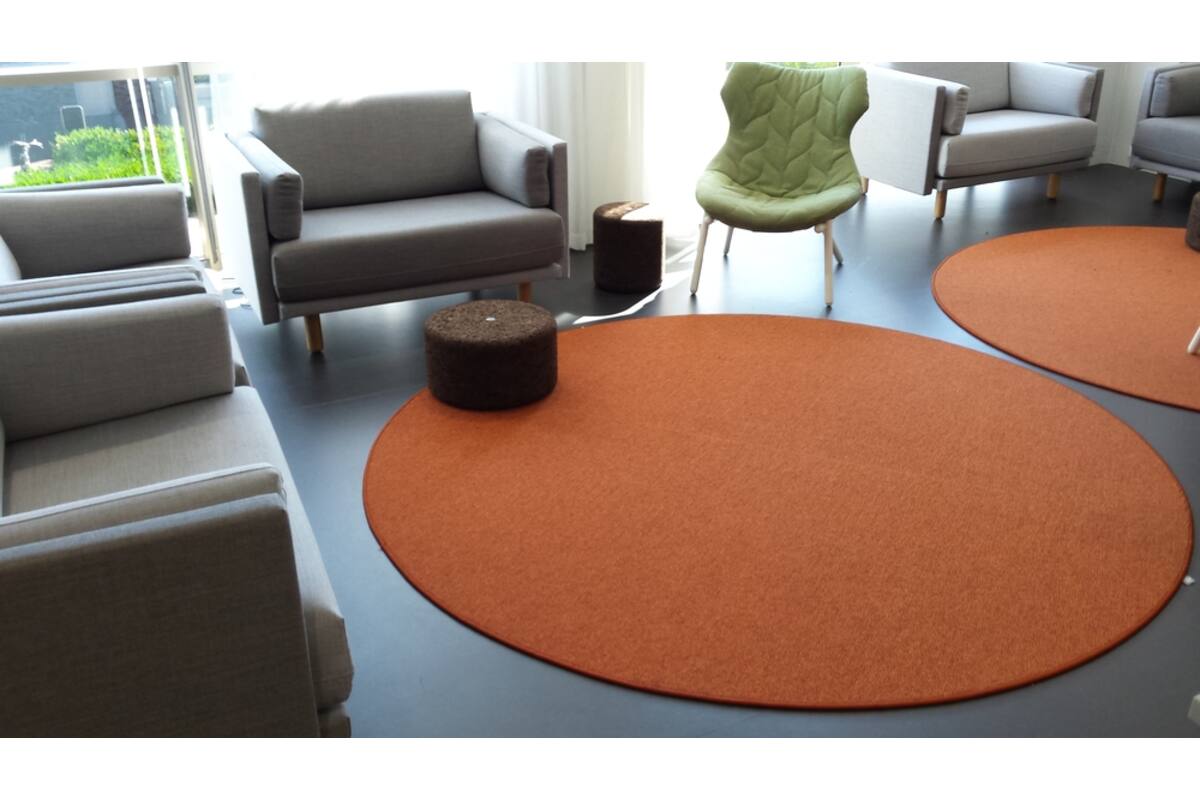 Tretford Interland rond 150cm gefeston. met vliesrug, 555 champignon
