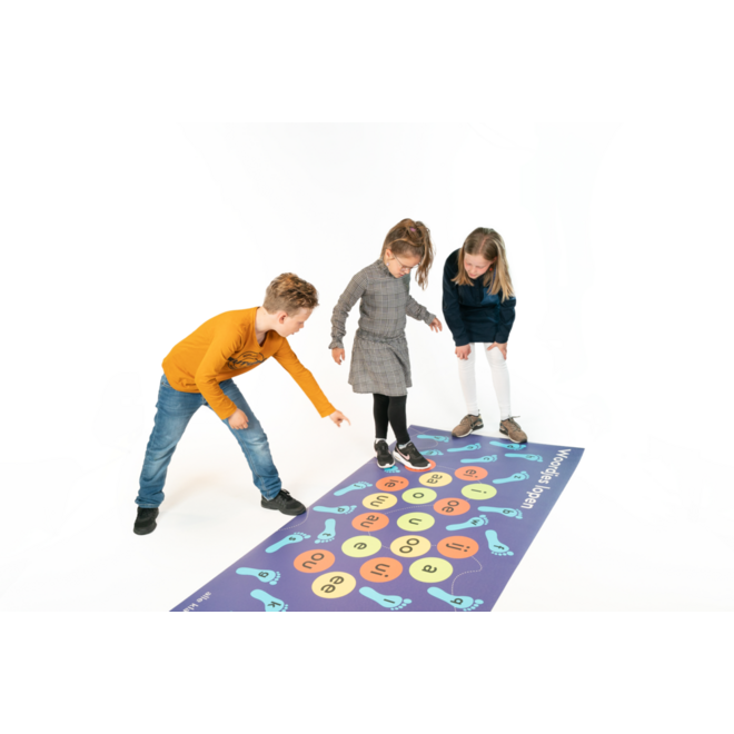 Rolf More - Woordjes lopen alle klanken, 100 x 200 cm, vinyl
