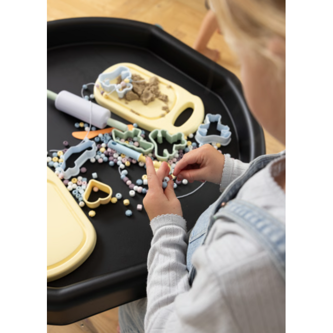 Tuff tafel zeshoek | 73 cm met wit frame
