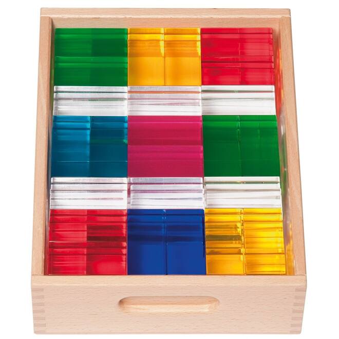 Transparante blokken in een houten kist, luxe