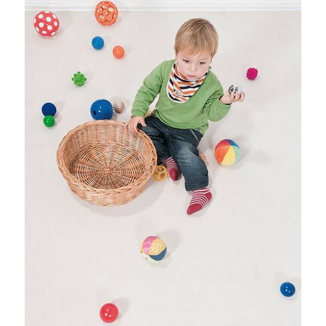 Zintuiglijke mand met ballen