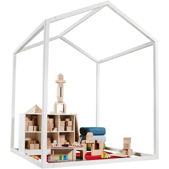 Huisje van balken 6x6 cm, hout 2x2x2 m, dakhoogte 2,5 m