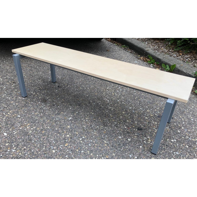 Zitbankje beuken 120x30cm, onderst metaal  stapelbaar zithoogte B2-F6