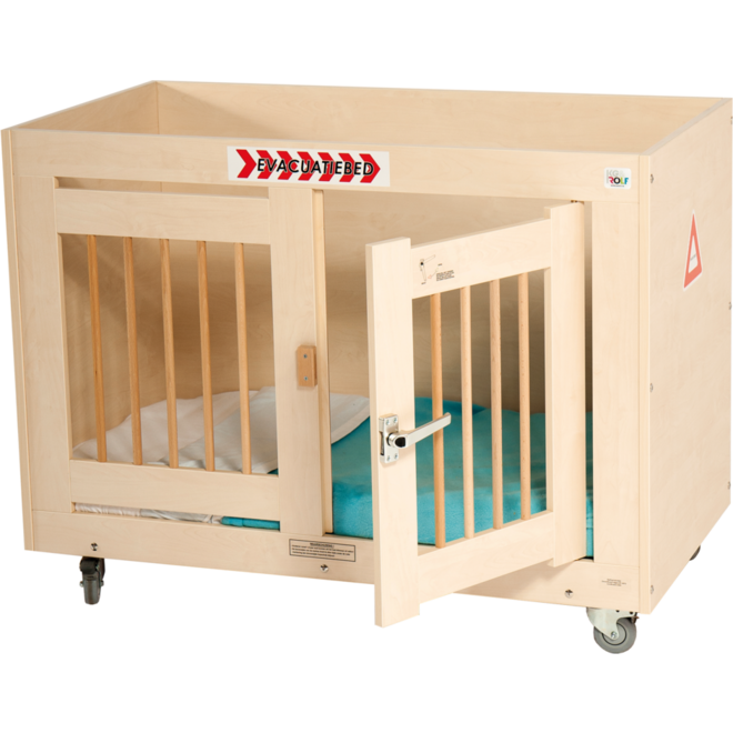 Bed Standard SOLO ahorn incl. plat dak incl. evacuatiebed en matrassen