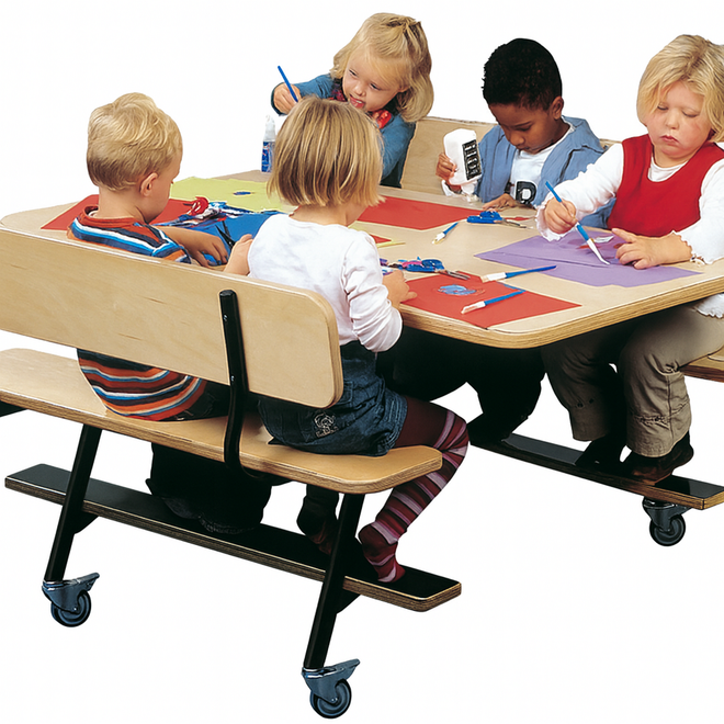 Tafel 132 x 80 cm met 2 banken, zwart onderstel en berkenstructuur blad