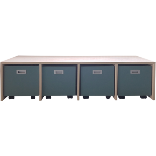Zitbank voor rolbakken 134x40x35 cm (LxBxH), met glijders