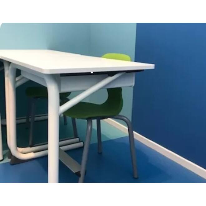 Tafel Gripz, blad met pp-rand 70 x 50 cm, met metalen boekenvak