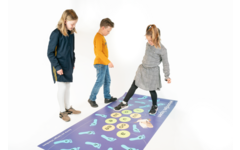 Rolf More - Woordjes lopen  korte en lange klanken, 100 x 200 cm, vinyl