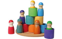 Grimm's - zeven regenboog vriendjes in potjes - hout - set van 14