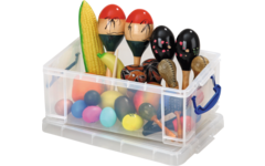 Box met 28  ritmische instrumenten
