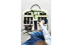 Small Foot - Houten Activiteitenbord Vergrendelingen en Verbindingen