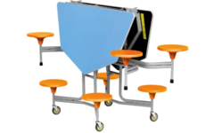 Achthoekige tafel, 8-zitter H68 136cm x 153cm x 68cm