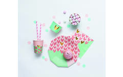 Party-Box roze hartjes, 6-persoons (42-delig)